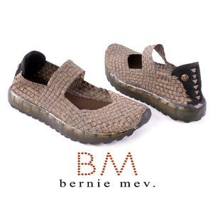bernie mev. Sneaker Sz 41 Golden Color Memory Foam